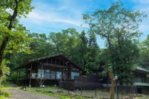 那須町湯本の那須御用邸近くのログハウス